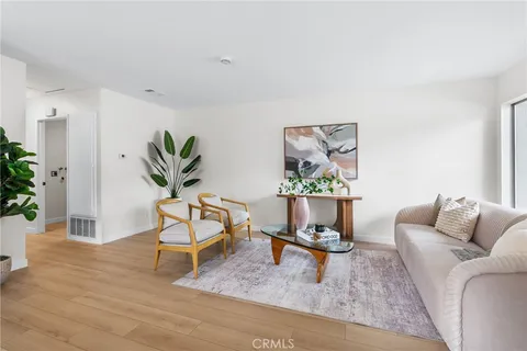 $569,900 | 1738 North Cedar Glen Drive, Unit B, Anaheim, CA 92807