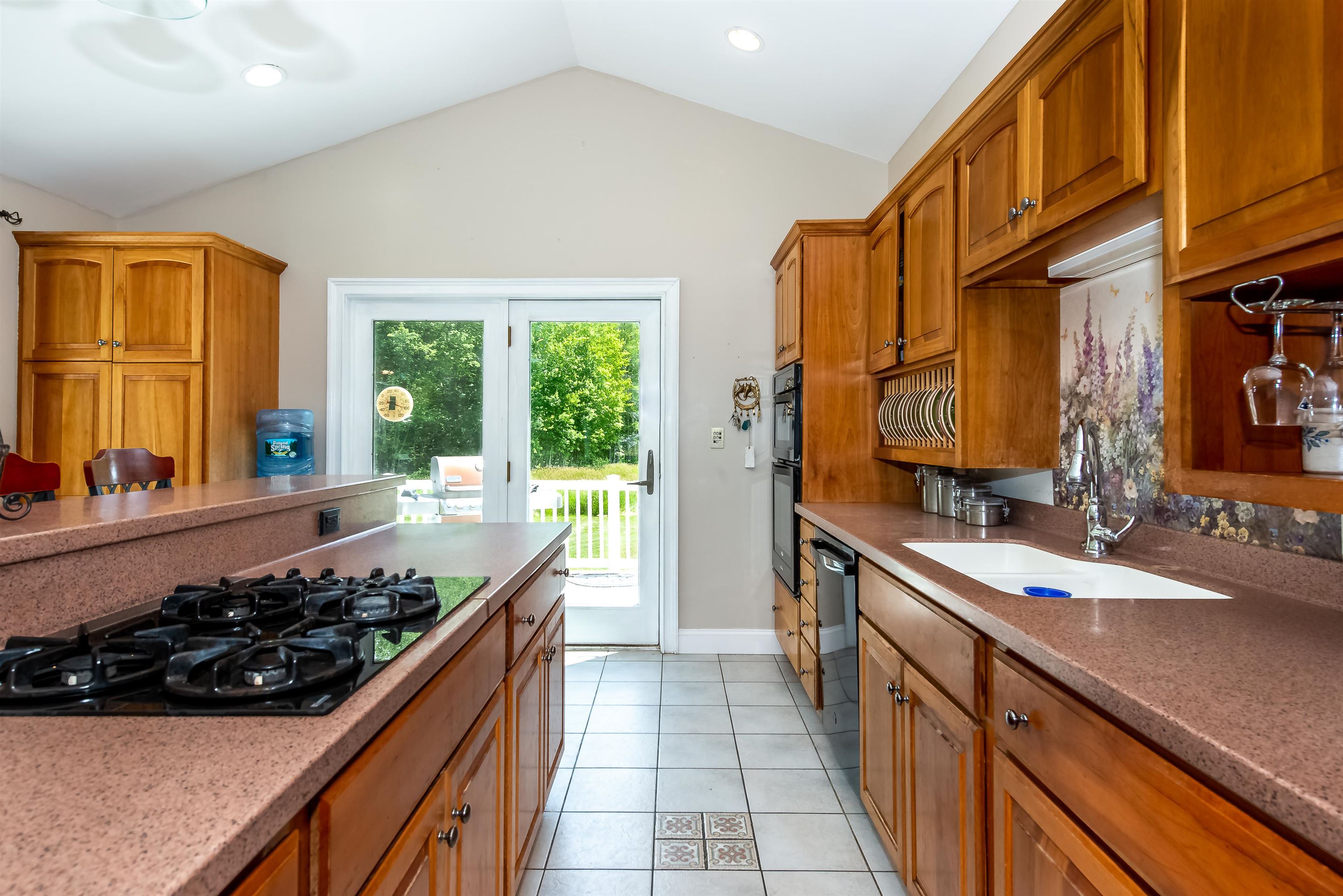 30 County Farm Cross Road Dover, NH 03820 - Photo 3 of 40