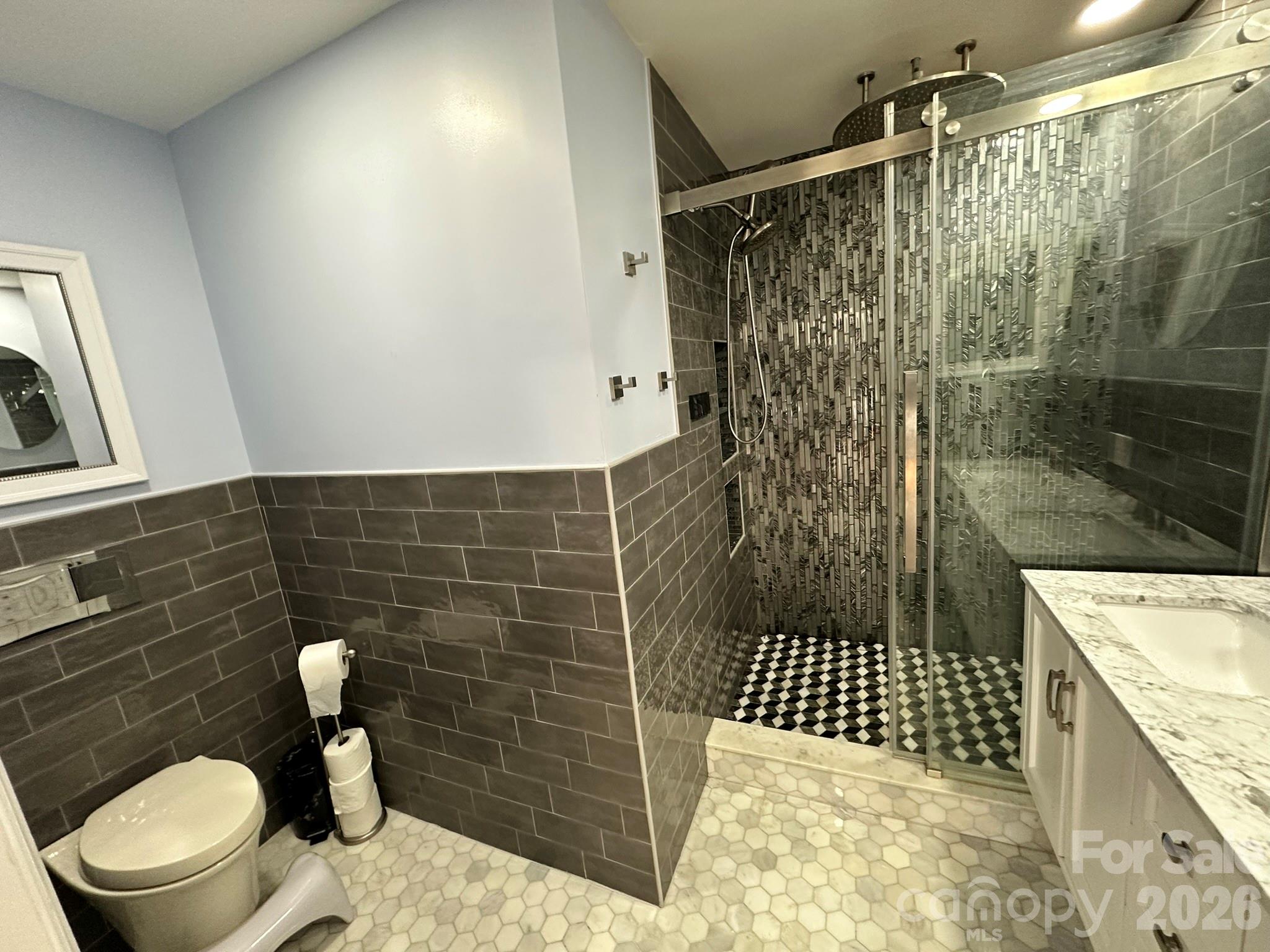 3819 Raintree Drive Greensboro, NC 27407 - Photo 9 of 24