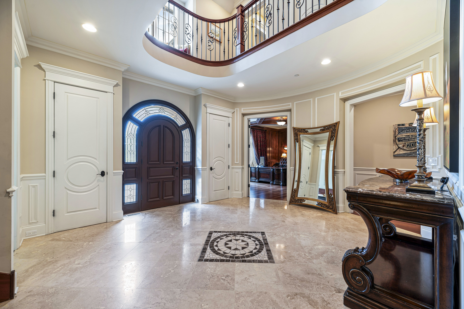 3372 Lakeside Avenue Northbrook, IL 60062 - Photo 2 of 41 a view of entryway wih livingroom and furniture
