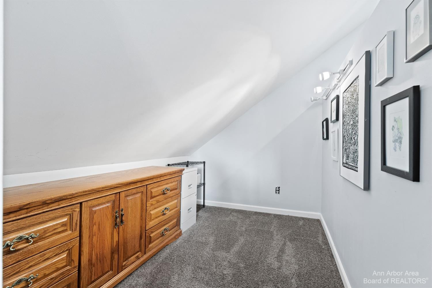 1510 Eaton Road Berkley, MI 48072 - Photo 18 of 28 Photo 18