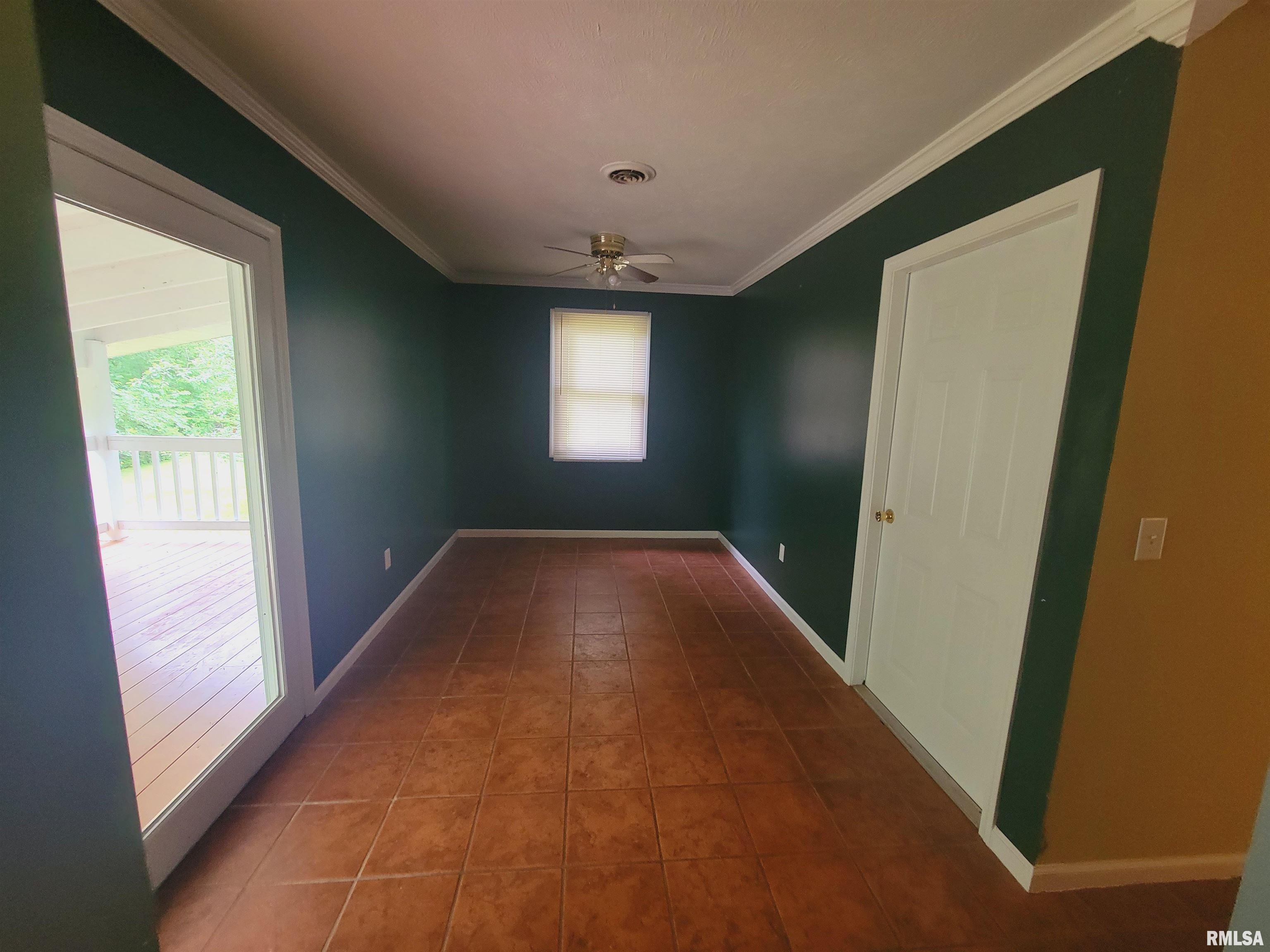 1561 West Lake Road Murphysboro, IL 62966 - Photo 6 of 16