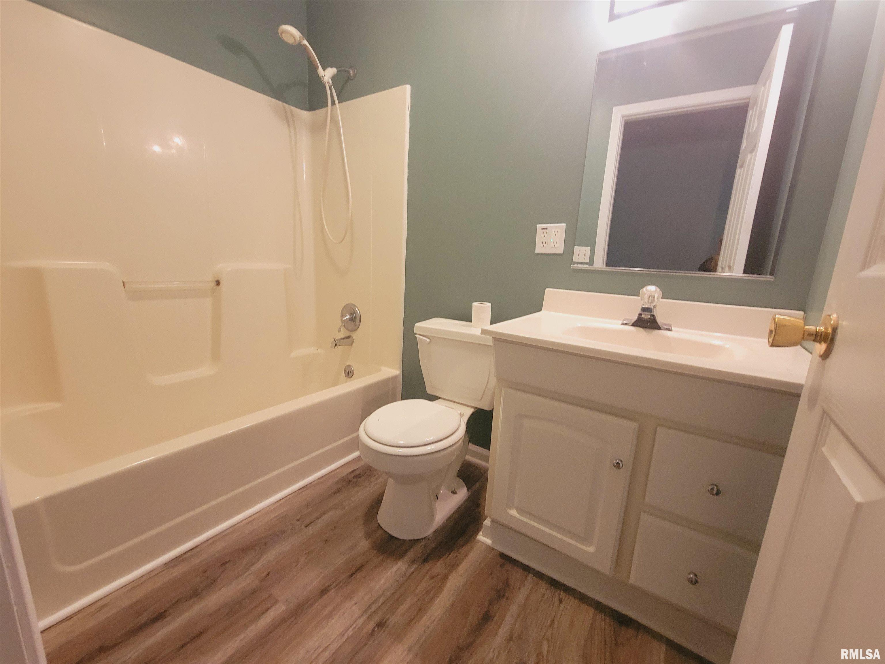 1561 West Lake Road Murphysboro, IL 62966 - Photo 8 of 16
