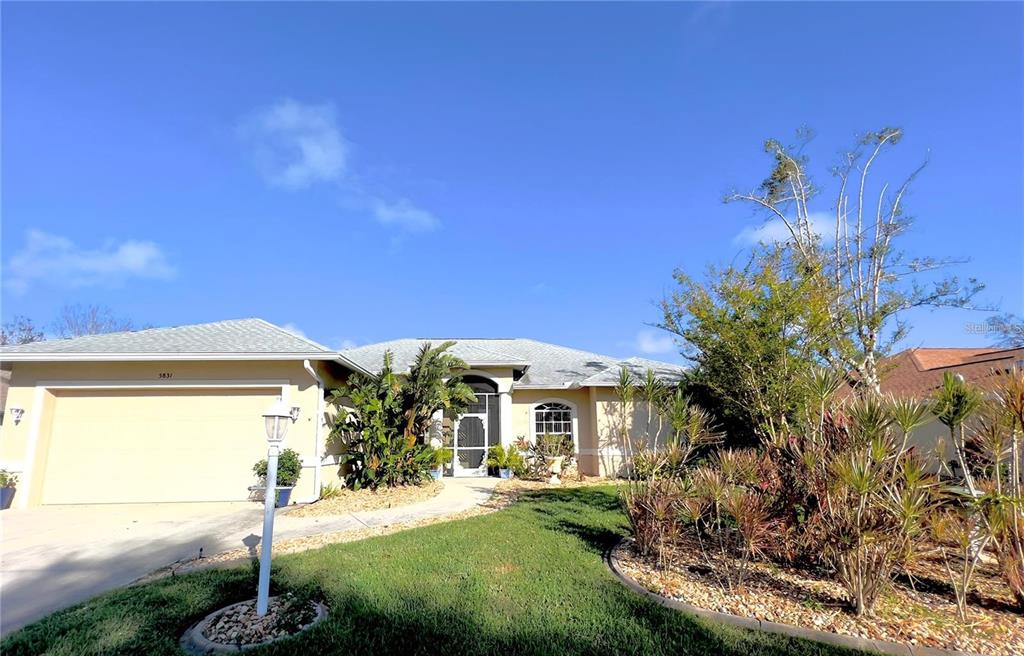 5831 Cleveland Road Venice, FL 34293 - Photo 1 of 20