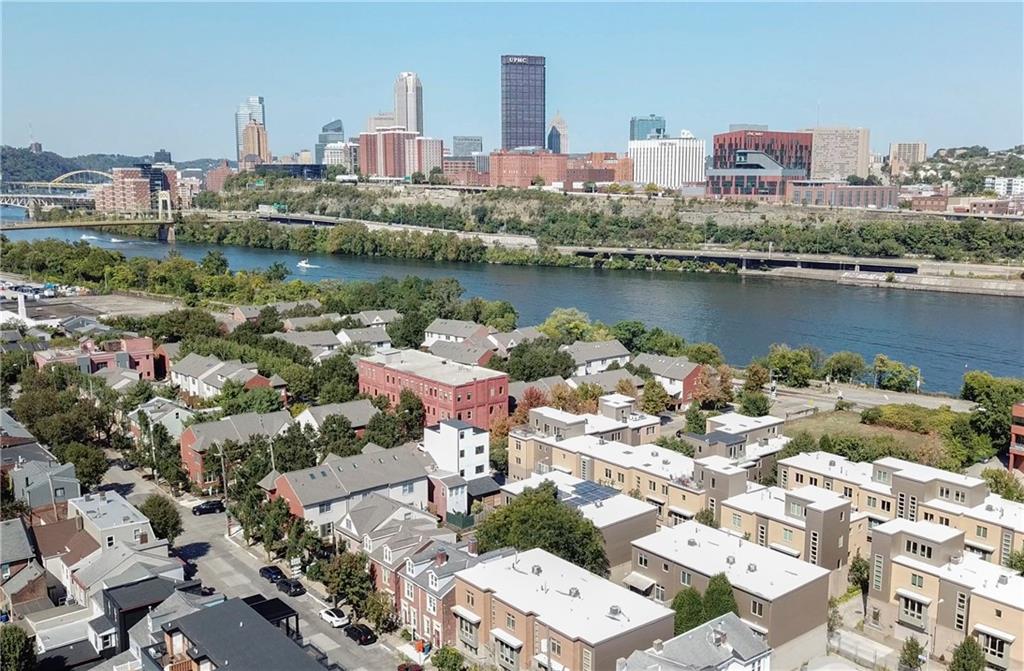 1815 Wharton Street Pittsburgh, PA 15203 - Photo 14 of 15 a picture of a city with lots of buildings