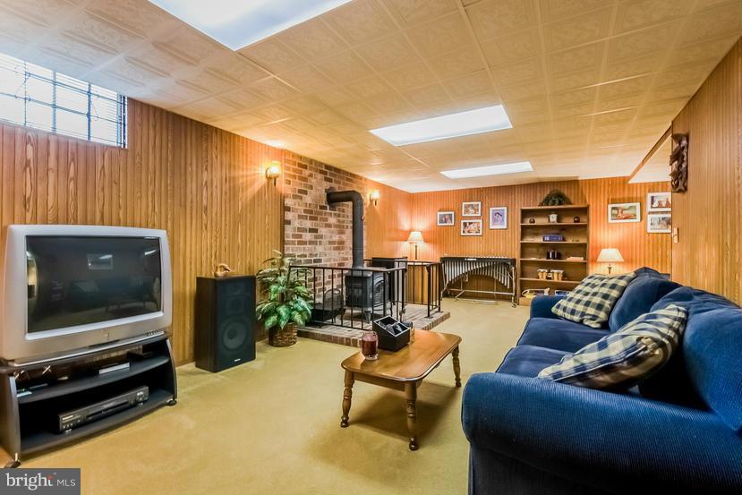 11716 Fernshire Road Gaithersburg, MD 20878 - Photo 21 of 30 Basement