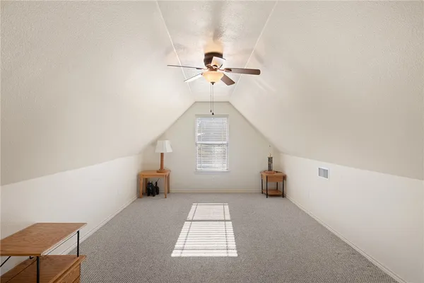 $425,000 | 525 Oak Tree Lane, Franklin, TX 77856