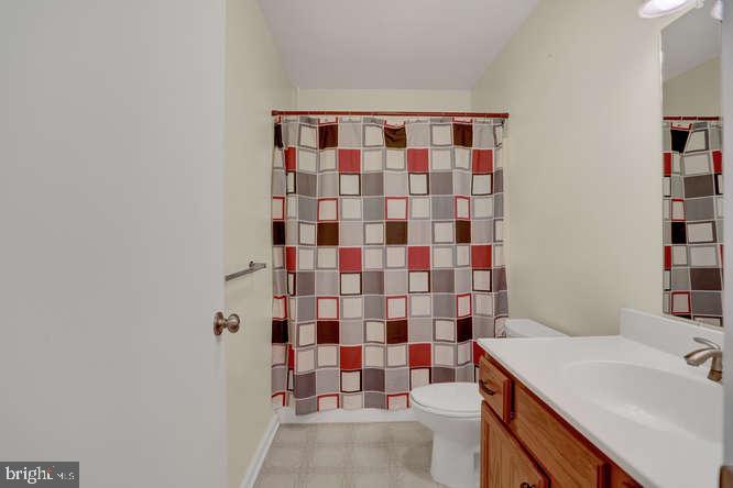280 Edinburgh Road York, PA 17406 - Photo 17 of 38 Gallery Image 17