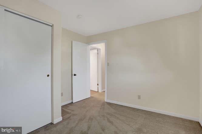 280 Edinburgh Road York, PA 17406 - Photo 21 of 38 Gallery Image 21