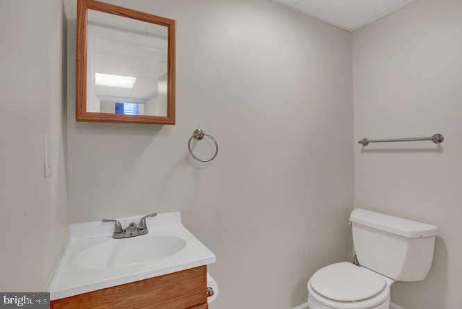 280 Edinburgh Road York, PA 17406 - Photo 22 of 38 Gallery Image 22