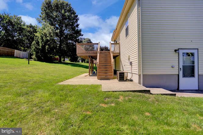280 Edinburgh Road York, PA 17406 - Photo 33 of 38 Gallery Image 33