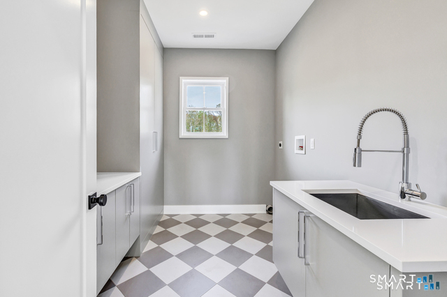 355 Spring Hill Road Monroe, CT 06468 - Photo 13 of 25