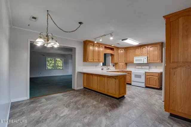 $324,900 | 360 Church Street, Decatur, TN 37322