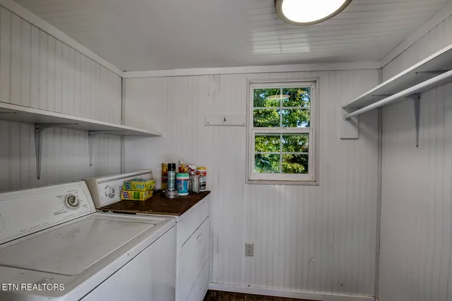 $324,900 | 360 Church Street, Decatur, TN 37322