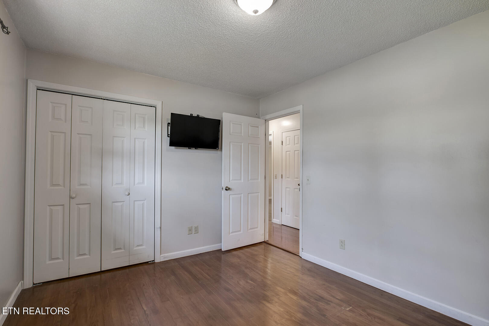 360 Church Street Decatur, TN 37322 - Photo 28 of 60 28_ChurchLane_360_Bedroom3_02