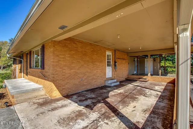 $324,900 | 360 Church Street, Decatur, TN 37322