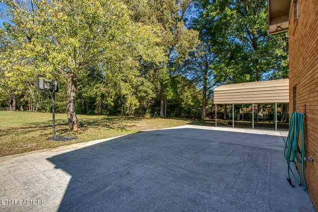 $324,900 | 360 Church Street, Decatur, TN 37322