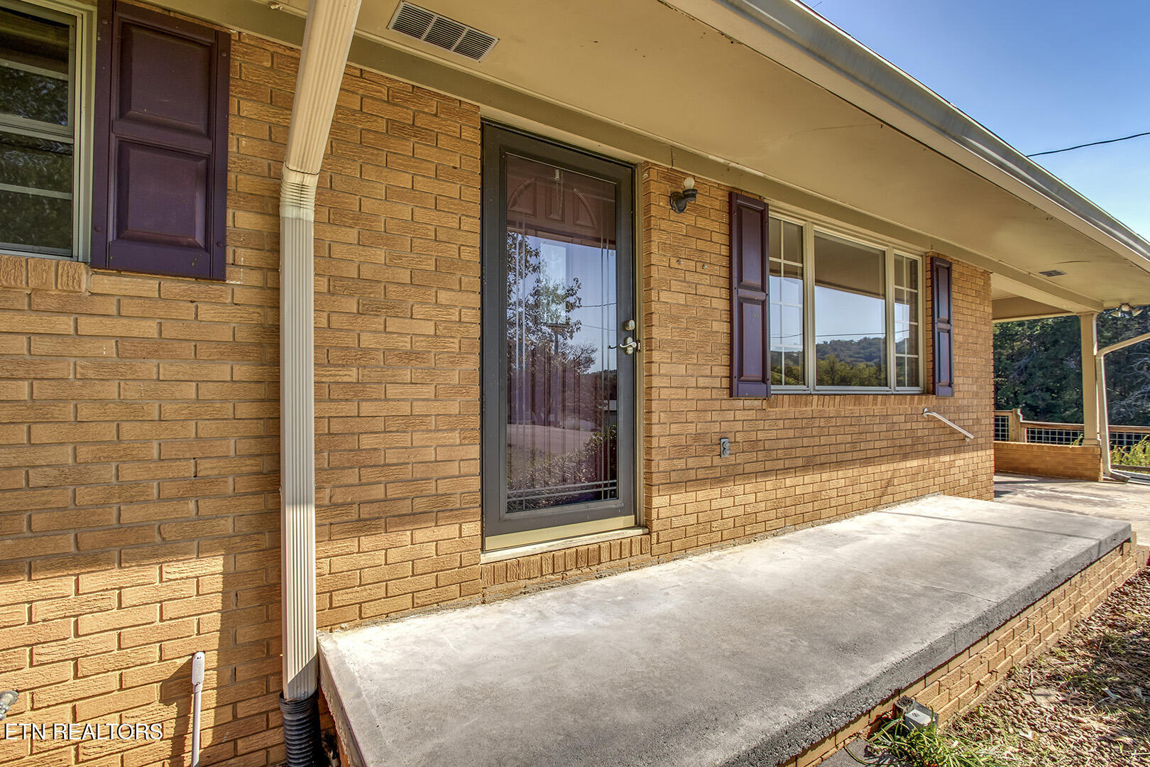 360 Church Street Decatur, TN 37322 - Photo 4 of 60 04_ChurchLane_360_FrontEntry