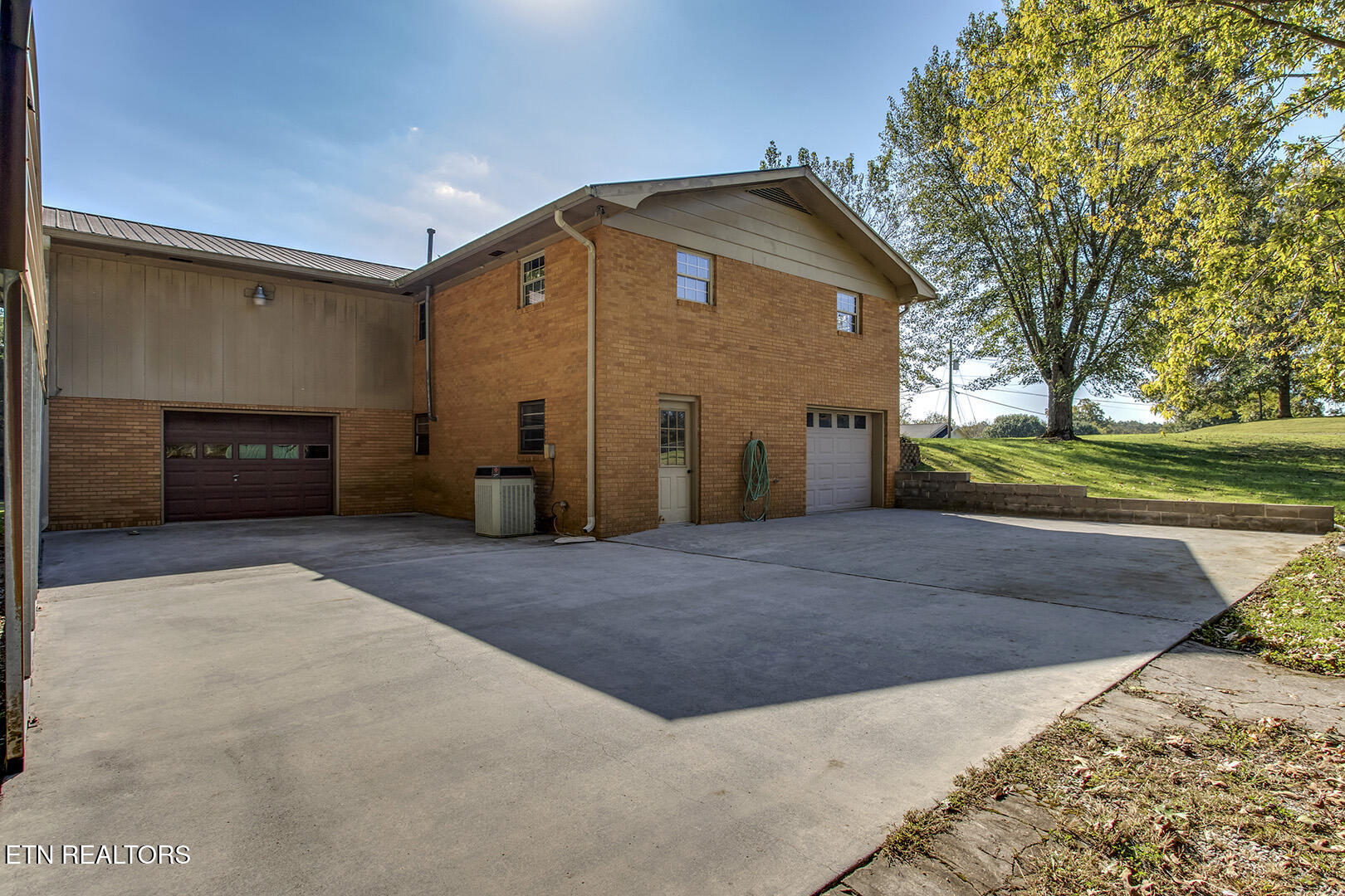 360 Church Street Decatur, TN 37322 - Photo 41 of 60 41_ChurchLane_360_Garage2_Patio