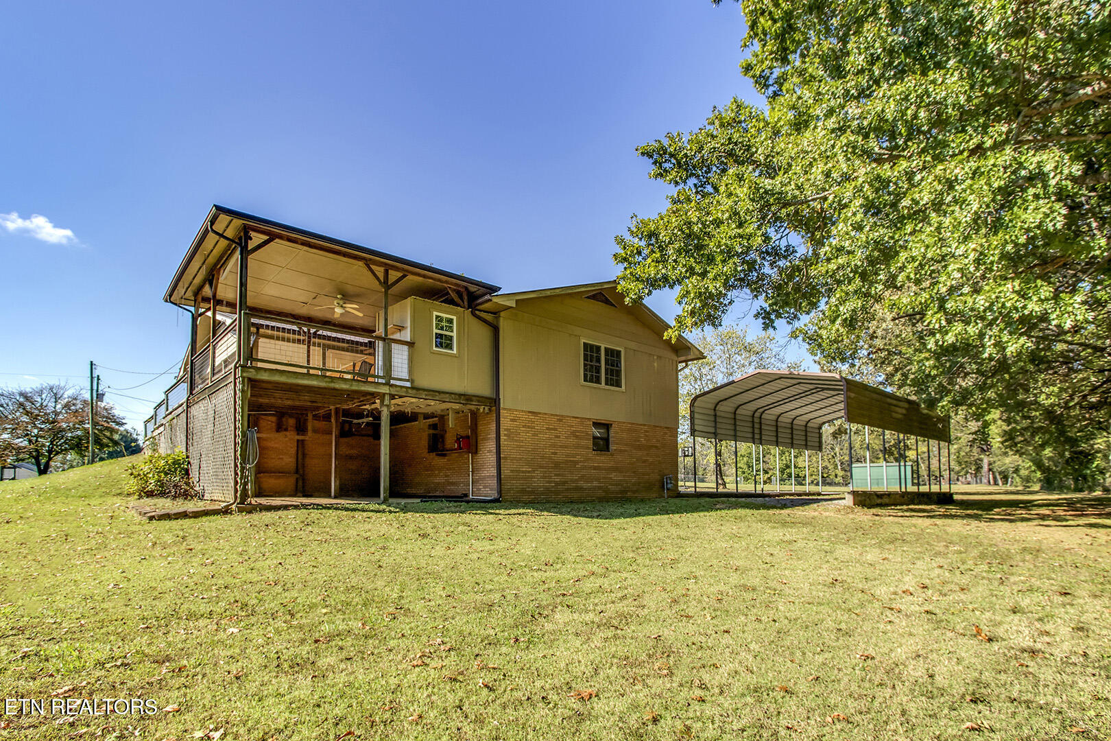 360 Church Street Decatur, TN 37322 - Photo 48 of 60 48_ChurchLane_360_BackRight