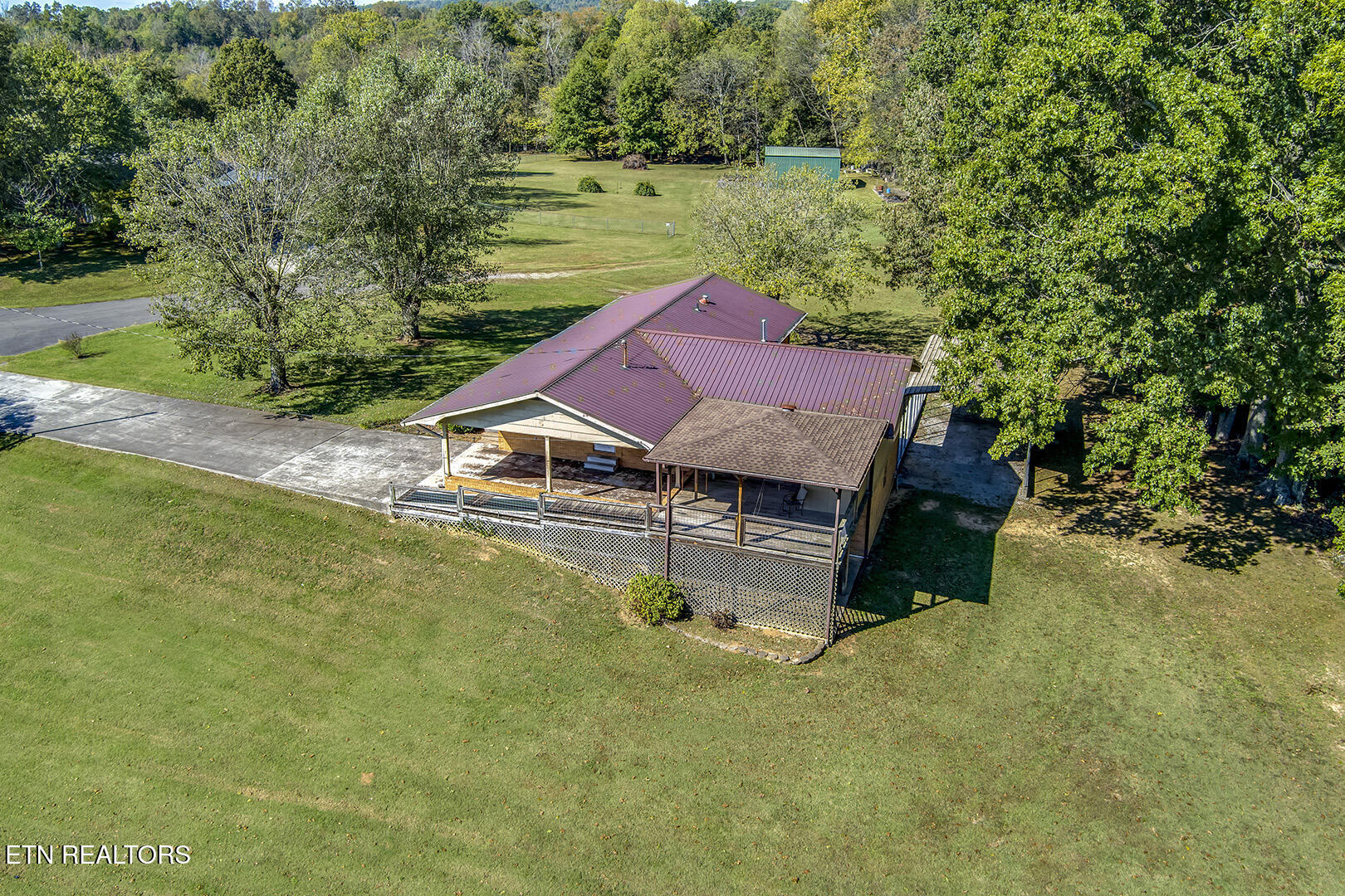 360 Church Street Decatur, TN 37322 - Photo 49 of 60 49_ChurchLane_360_BackRightElevated