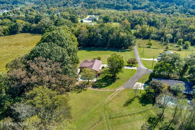 $324,900 | 360 Church Street, Decatur, TN 37322