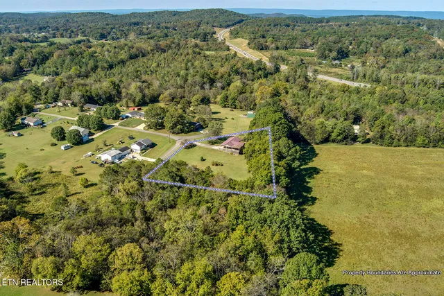 $324,900 | 360 Church Street, Decatur, TN 37322