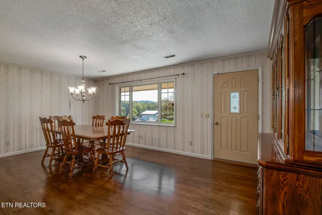 $324,900 | 360 Church Street, Decatur, TN 37322