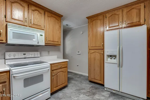 $324,900 | 360 Church Street, Decatur, TN 37322