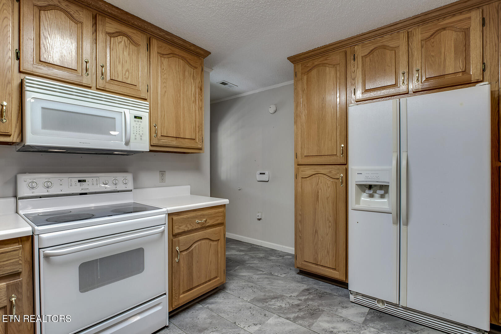 360 Church Street Decatur, TN 37322 - Photo 10 of 60 10_ChurchLane_360_Kitchen02