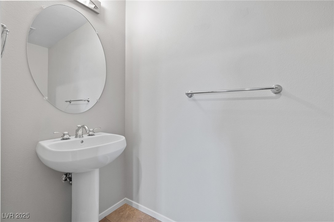 8255 South Las Vegas Boulevard, Unit 1321 Las Vegas, NV 89123 - Photo 18 of 54 Powder room