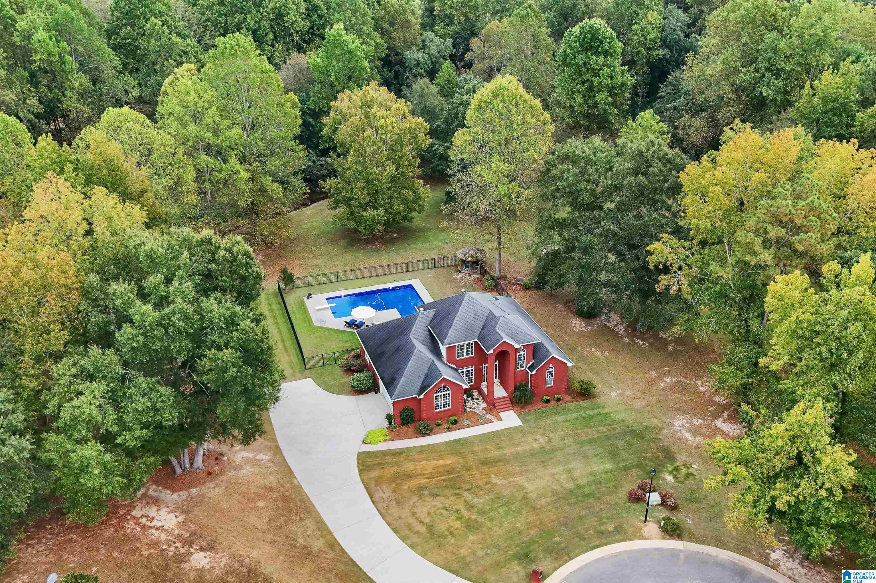 217 Buck Circle Clanton, AL 35045 - Photo 3 of 57