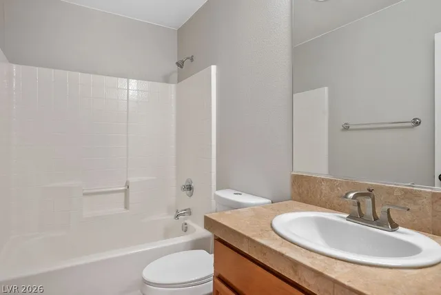 $2,300 | 7377 Horizon Rock Avenue, Las Vegas, NV 89179