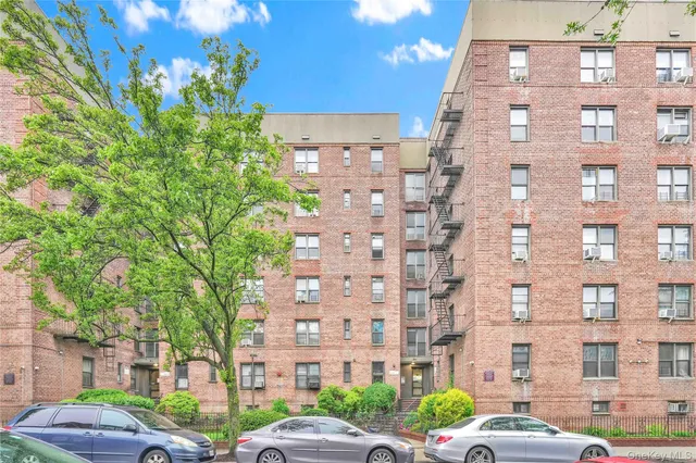 $299,000 | 37-50 87th Street, Unit 4A | Jackson Heights