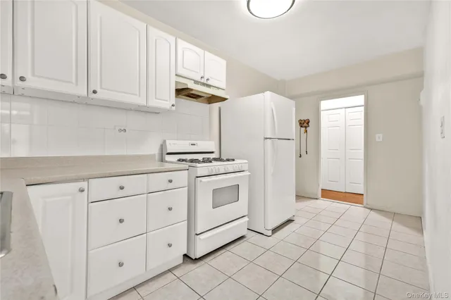 $299,000 | 37-50 87th Street, Unit 4A | Jackson Heights