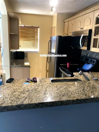 $2,200 | 6858 Northwest 173rd Drive, Unit 305, Hialeah, FL 33015