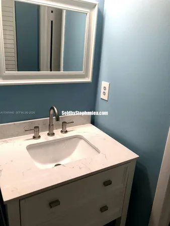 $2,200 | 6858 Northwest 173rd Drive, Unit 305, Hialeah, FL 33015