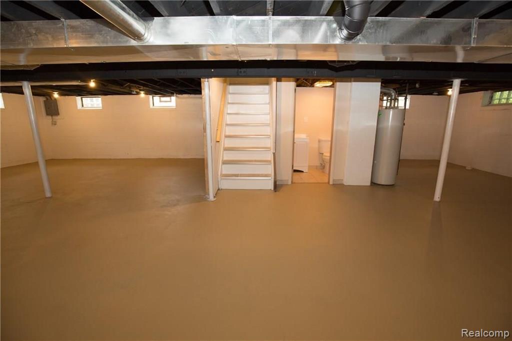 2903 West Auburn Road Rochester Hills, MI 48309 - Photo 30 of 36