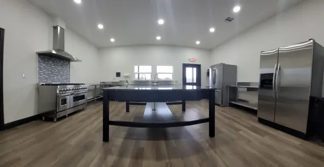 $42,000 | 411 Mountainview Court, Sunset, TX 76270