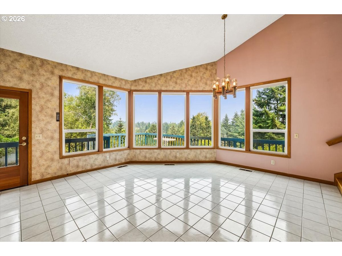 15780 Southwest Davis Road Beaverton, OR 97007 - Photo 16 of 48 Gallery Image 16