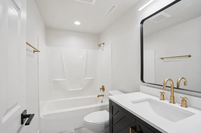 $550,000 | 7301 Cedar Creek Trail, Madison, WI 53717