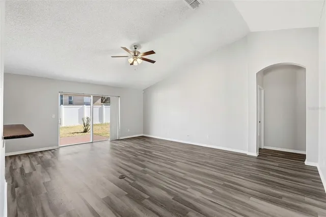 $2,500 | 1791 Florence Vista Boulevard, Orlando, FL 32818