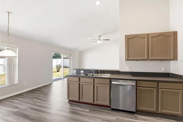 $2,500 | 1791 Florence Vista Boulevard, Orlando, FL 32818