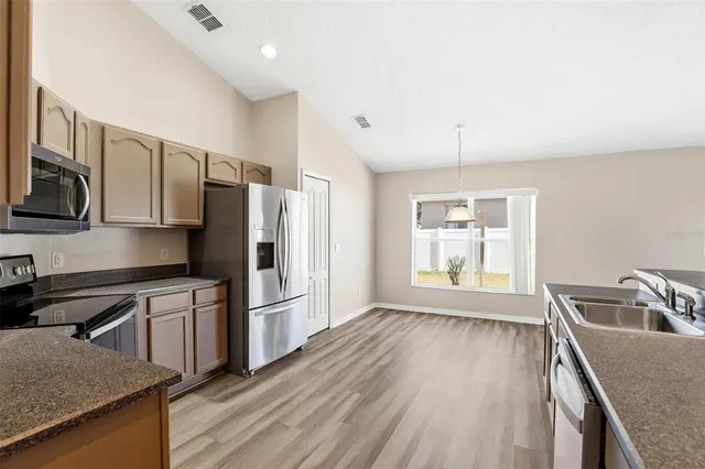 $2,500 | 1791 Florence Vista Boulevard, Orlando, FL 32818