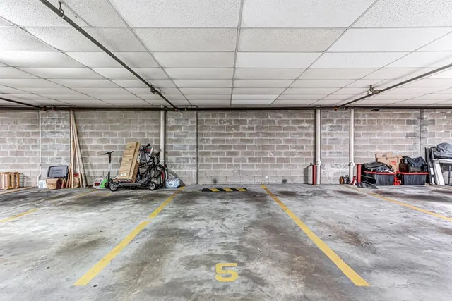 $1,950 | 416 68th Street, Unit 5, Guttenberg, NJ 07093