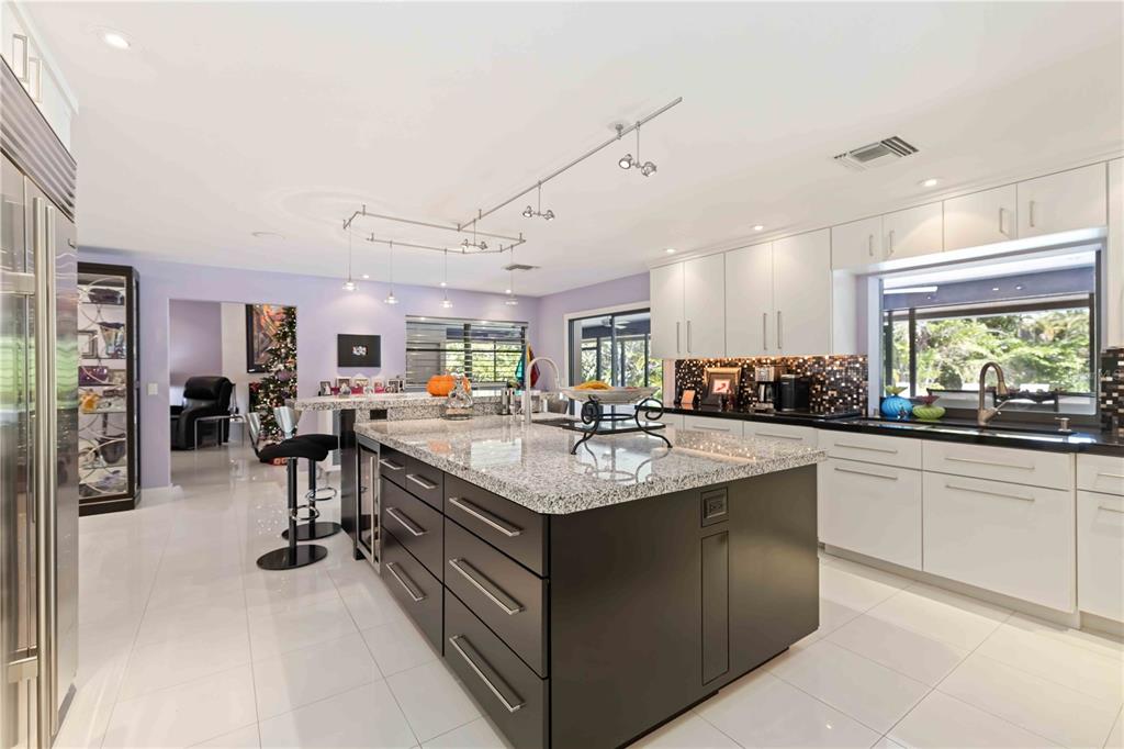 505 Lyons Bay Road Nokomis, FL 34275 - Photo 14 of 57 a kitchen with lots of counter top space