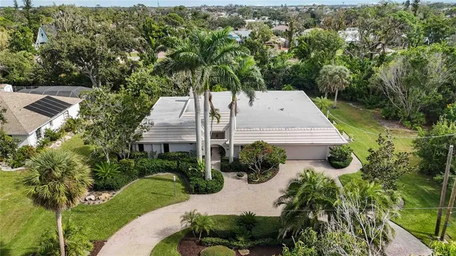 $1,050,000 | 505 Lyons Bay Road, Nokomis, FL 34275