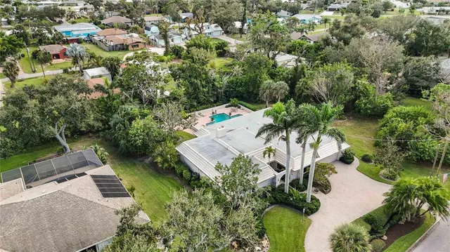 $1,050,000 | 505 Lyons Bay Road, Nokomis, FL 34275