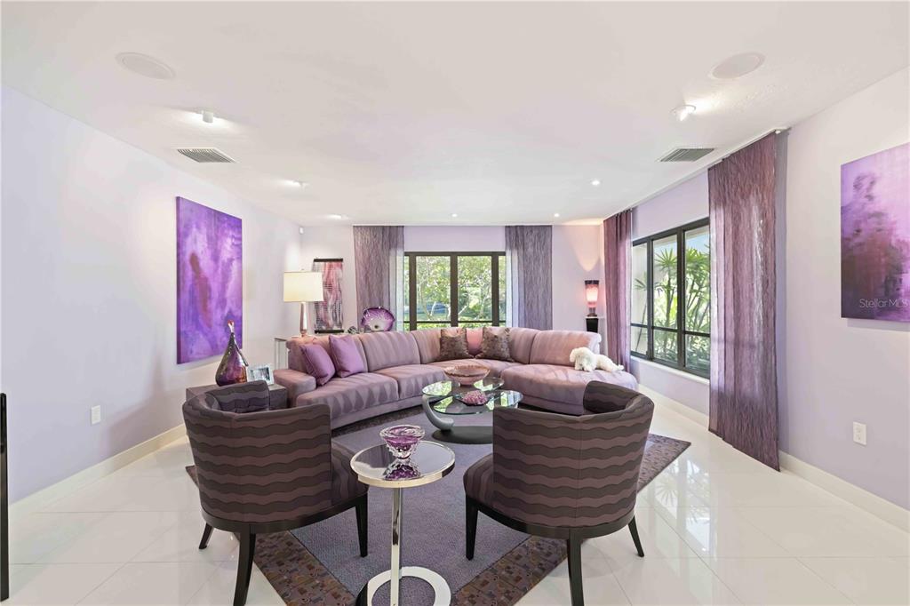 505 Lyons Bay Road Nokomis, FL 34275 - Photo 6 of 57 a living room with furniture and a window