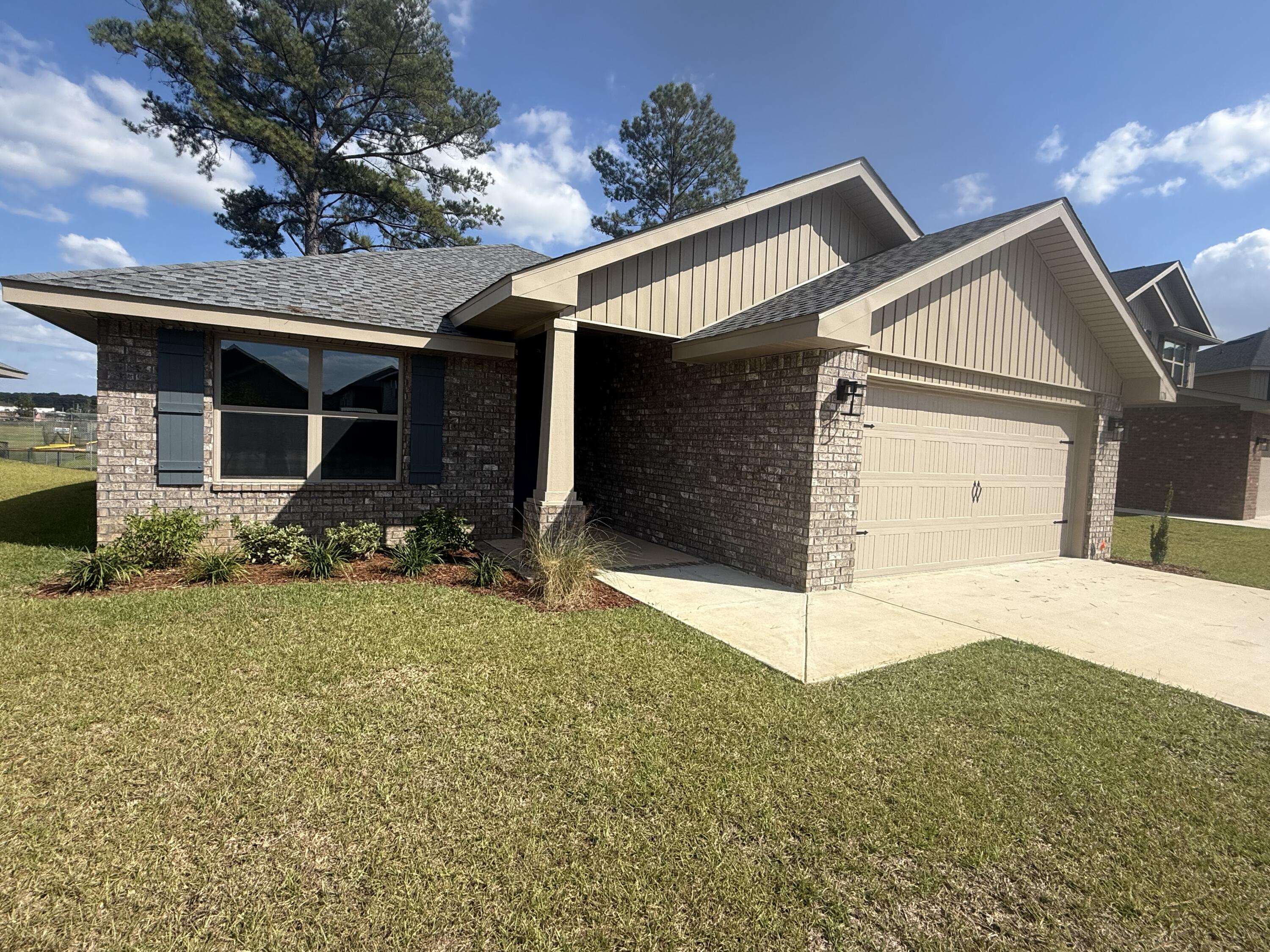 170 Ridgeway Circle Crestview, FL 32536 - Photo 3 of 21 IMG_4670